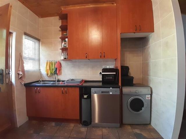 3 Bedroom Townhouse in Rhodesdene