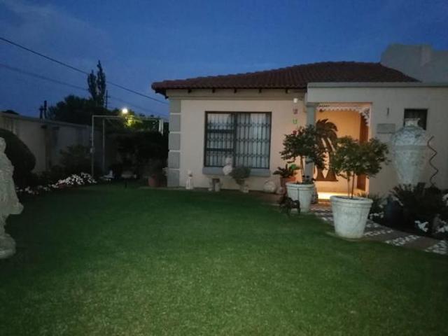 3 Bedroom Townhouse in Riversdale