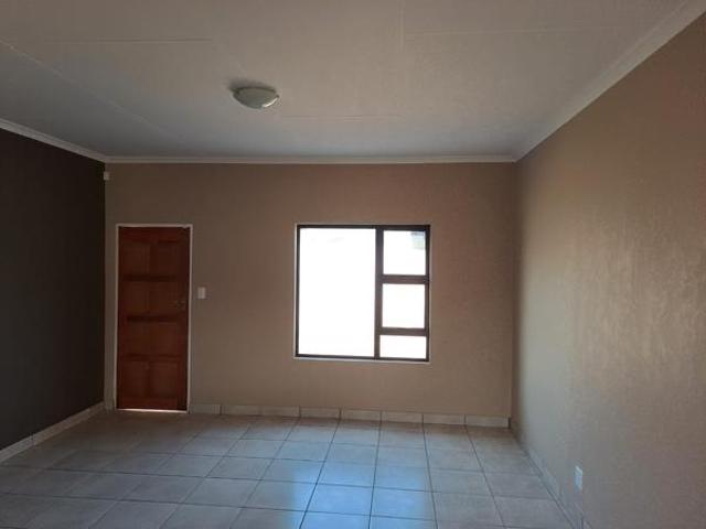 3 Bedroom Townhouse in Riversdale