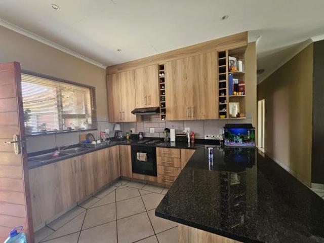 3 Bedroom Townhouse in Riversdale