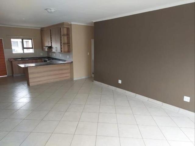 3 Bedroom Townhouse in Riversdale