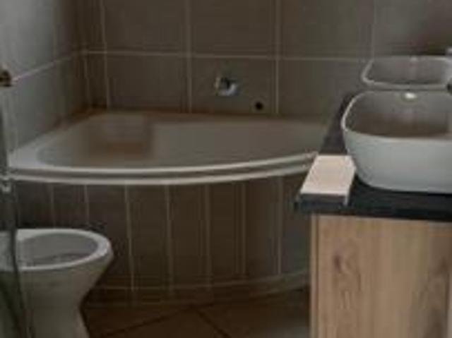 3 Bedroom Townhouse in Riversdale