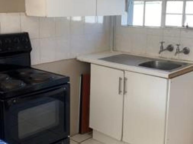 3 Bedroom Townhouse in Roodepoort West