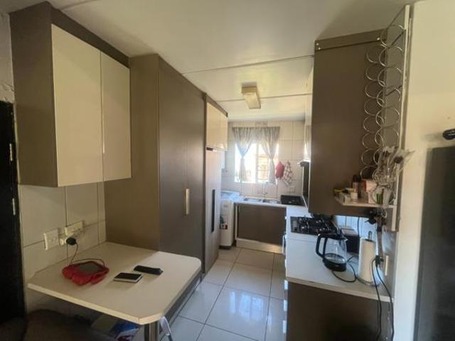 3 Bedroom Townhouse in Rooihuiskraal