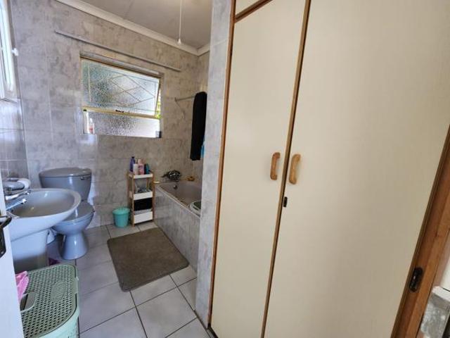 3 Bedroom Townhouse in Royldene