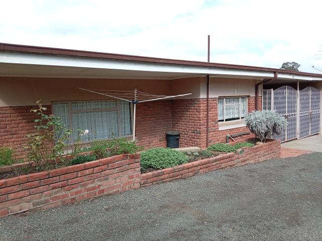3 Bedroom Townhouse in Standerton Central
