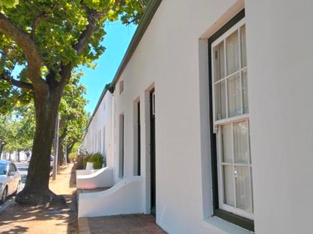 3 Bedroom Townhouse in Stellenbosch Central