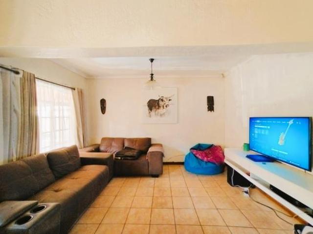 3 Bedroom Townhouse in Sterpark