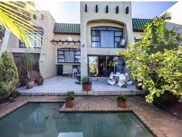 3 Bedroom Townhouse in Stirling