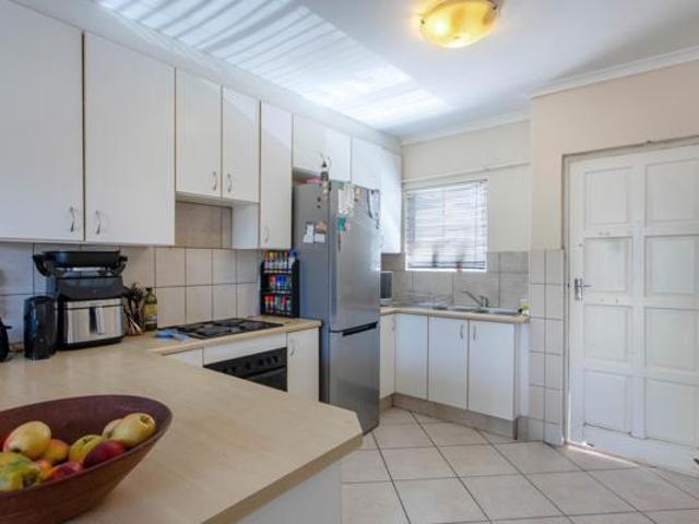 3 Bedroom Townhouse in Strand Central