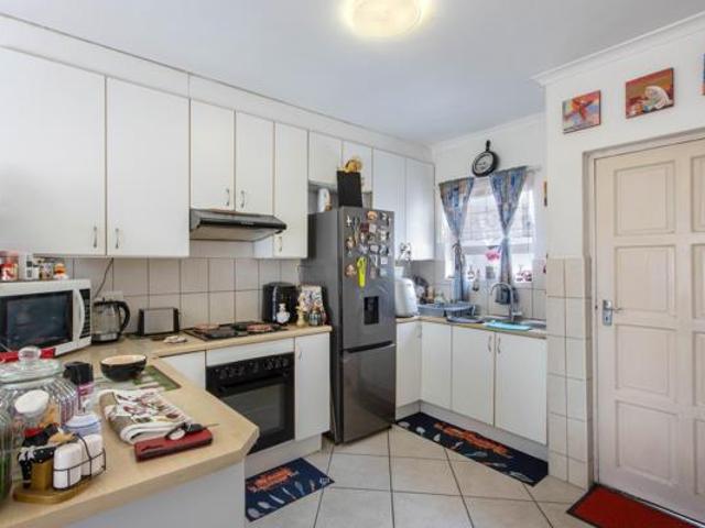 3 Bedroom Townhouse in Strand Central