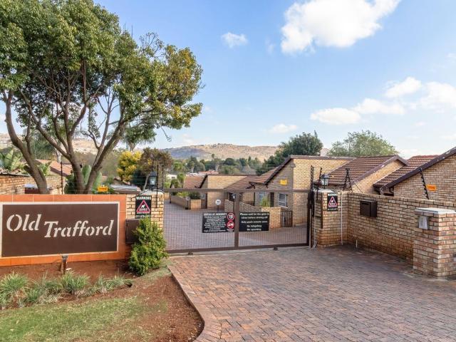 3 Bedroom Townhouse in Strubens Valley