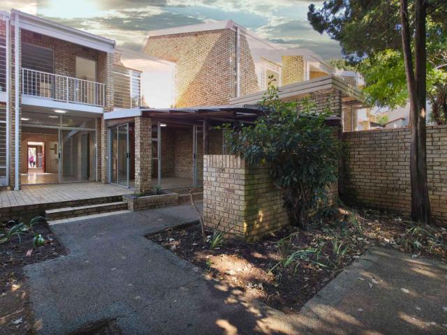 3 Bedroom Townhouse in Sandown
