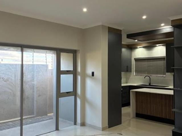 3 Bedroom Townhouse in Secunda Central