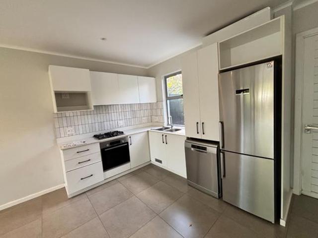 3 Bedroom Townhouse in Sheffield Beach