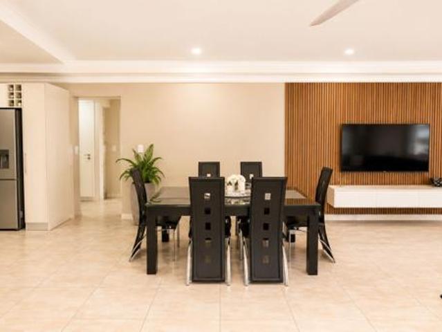 3 Bedroom Townhouse in Shelly Beach