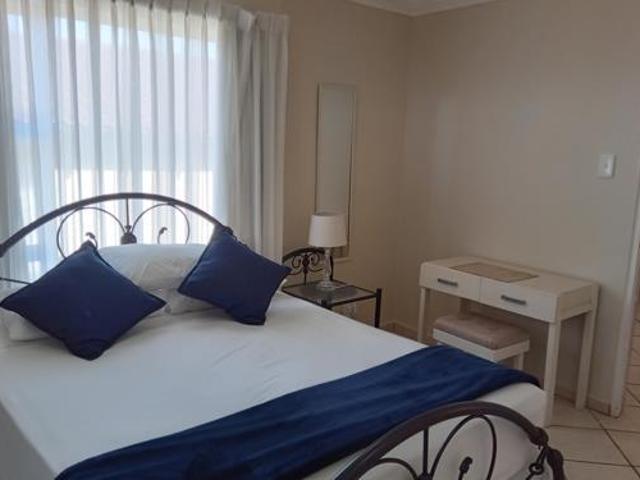 3 Bedroom Townhouse in Shelly Beach