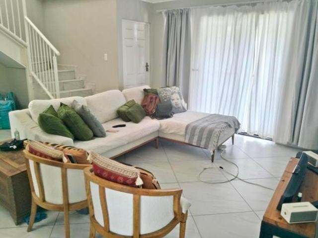 3 Bedroom Townhouse in Shellyvale