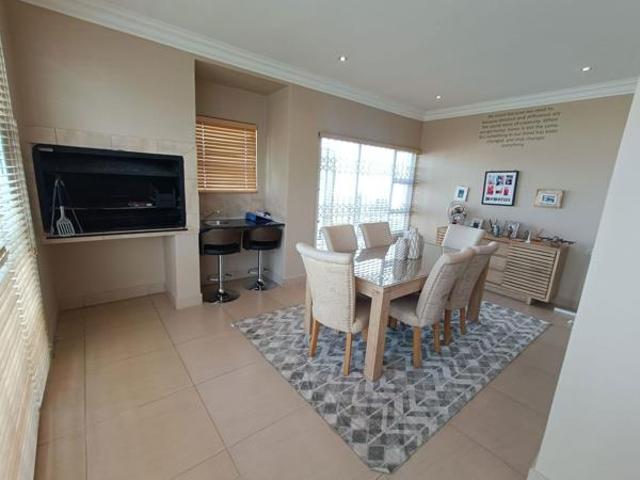 3 Bedroom Townhouse in Shellyvale
