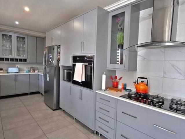 3 Bedroom Townhouse in Shellyvale