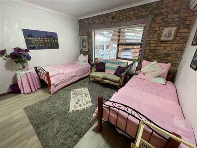 3 Bedroom Townhouse in Signal Hill