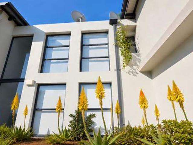 3 Bedroom Townhouse in Simbithi Estate