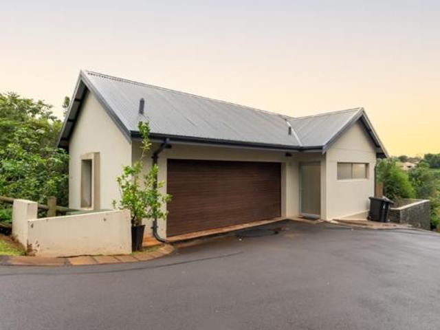 3 Bedroom Townhouse in Simbithi Estate