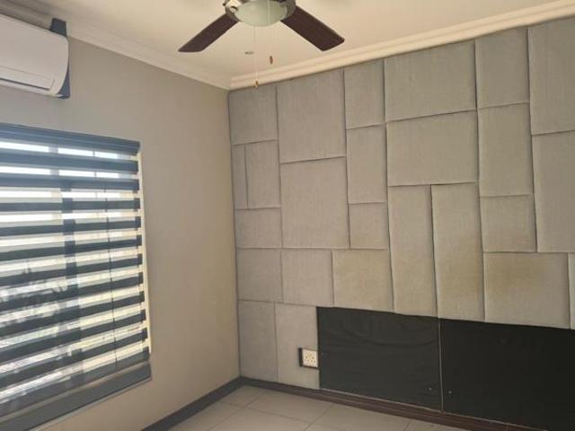 3 Bedroom Townhouse in Sonheuwel