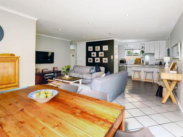 3 Bedroom Townhouse in Sonstraal Heights