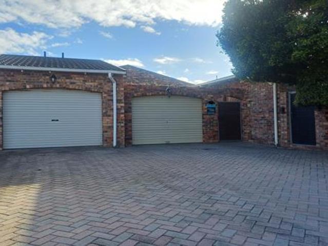 3 Bedroom Townhouse in South End