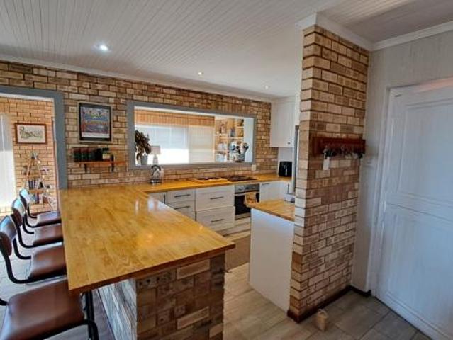 3 Bedroom Townhouse in South End