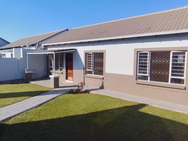 3 Bedroom Townhouse in Southview