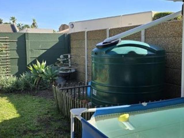 3 Bedroom Townhouse in Table View