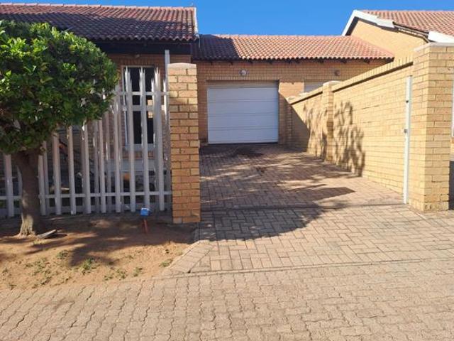 3 Bedroom Townhouse in Tasbet Park