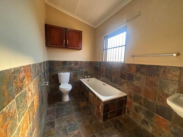 3 Bedroom Townhouse in Tasbet Park