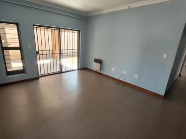 3 Bedroom Townhouse in Terra Nova