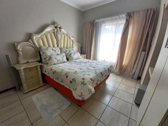 3 Bedroom Townhouse in Terra Nova