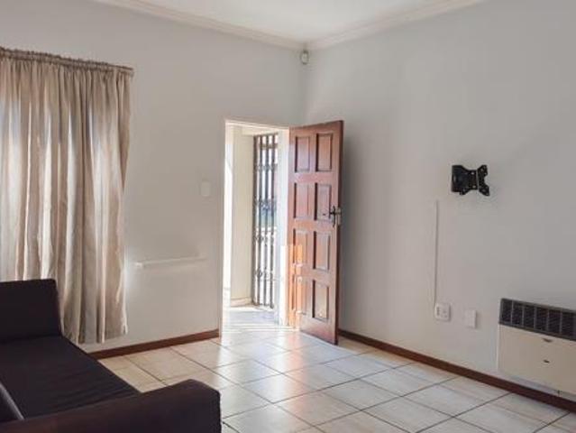 3 Bedroom Townhouse in Terra Nova
