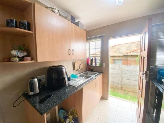 3 Bedroom Townhouse in Thatch Hill Estate