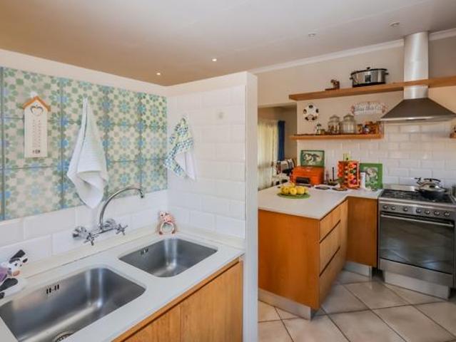 3 Bedroom Townhouse in The Coves