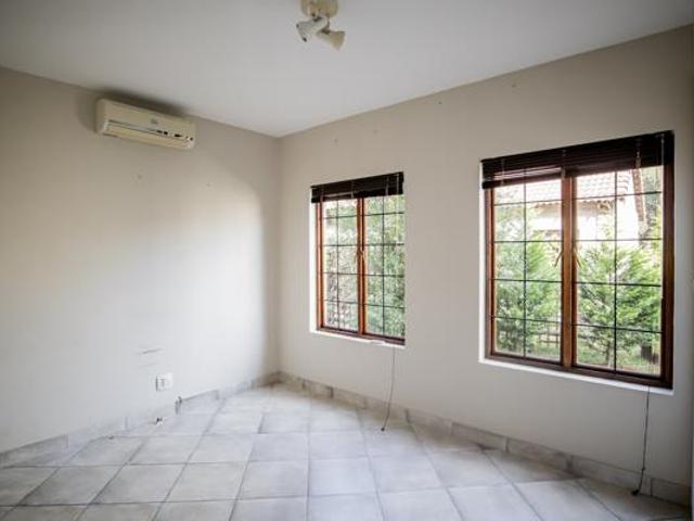3 Bedroom Townhouse in The Coves