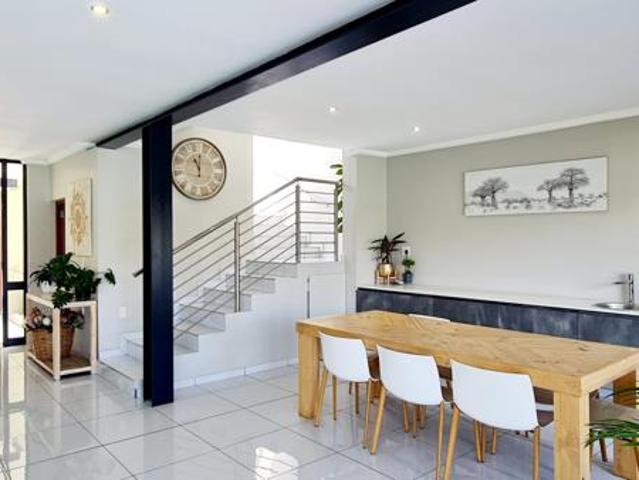 3 Bedroom Townhouse in The Island Estates