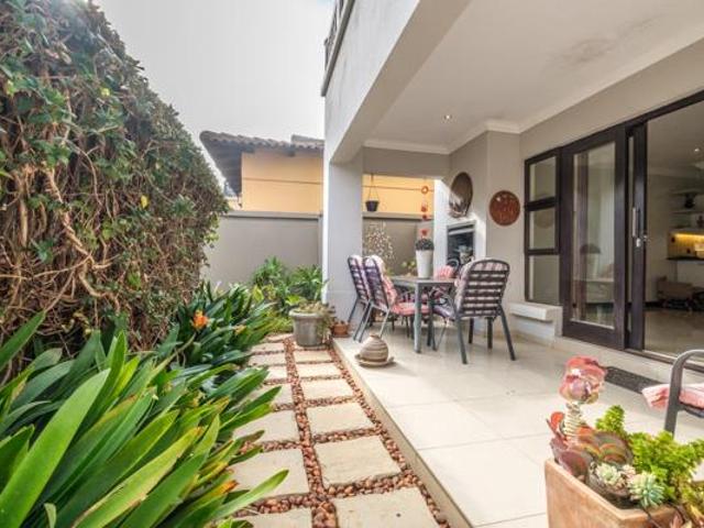 3 Bedroom Townhouse in The Island Estates
