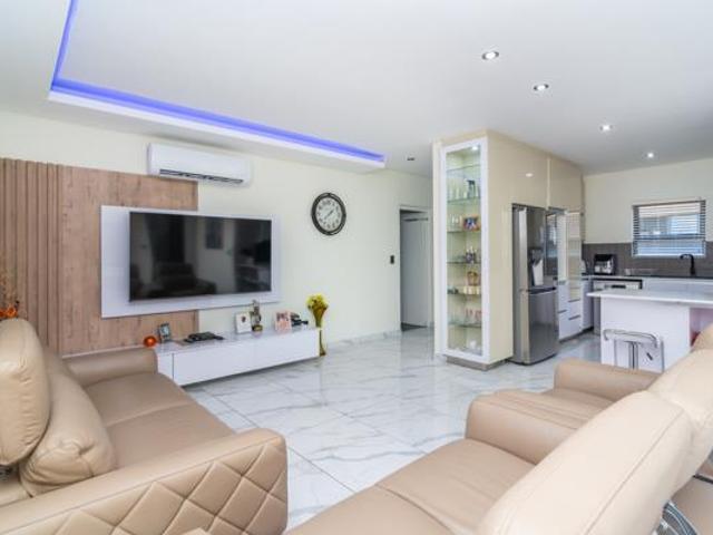 3 Bedroom Townhouse in The Islands Estate