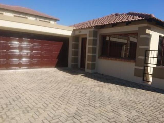 3 Bedroom Townhouse in The Reeds