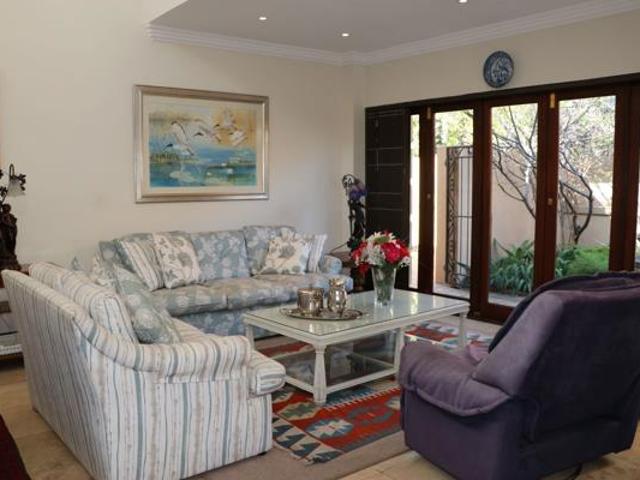 3 Bedroom Townhouse in Three Rivers