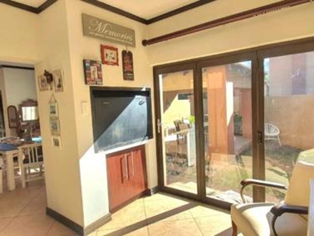 3 Bedroom Townhouse in Three Rivers