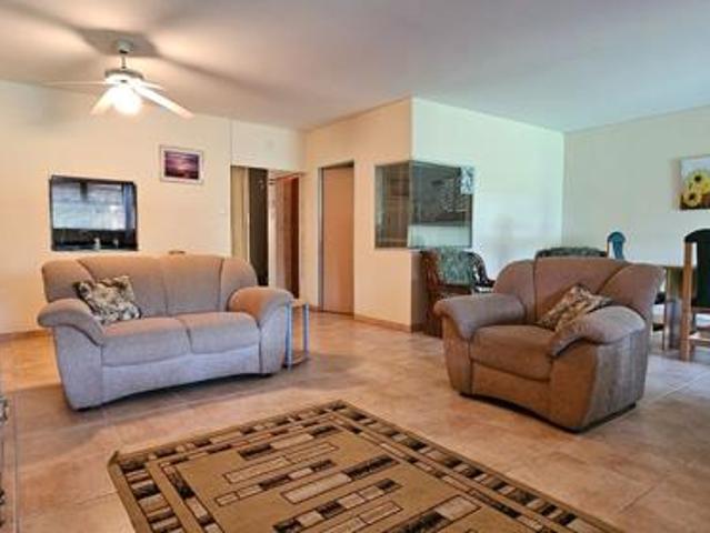 3 Bedroom Townhouse in Three Rivers