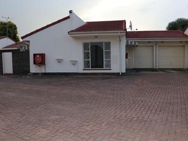 3 Bedroom Townhouse in Three Rivers North