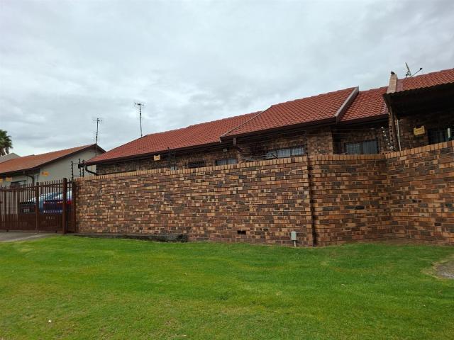 3 Bedroom Townhouse in Trichardt